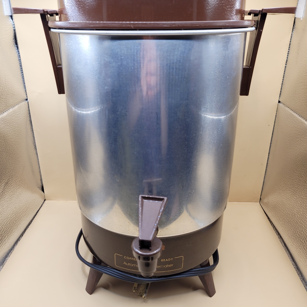 Vintage Nesco 32 Cup Coffee Urn Percolator Automatic Coffeemaker USA Made Works